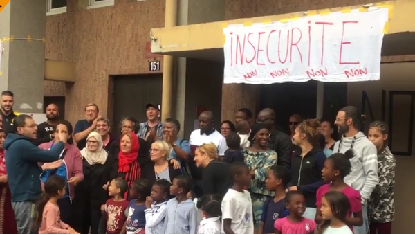 «Violences, viols, vols», des Parisiens contre l’ouverture d’un centre pour migrants - Sputnik Afrique