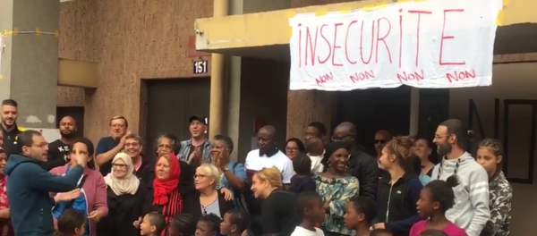 «Violences, viols, vols», des Parisiens contre l’ouverture d’un centre pour migrants - Sputnik Afrique