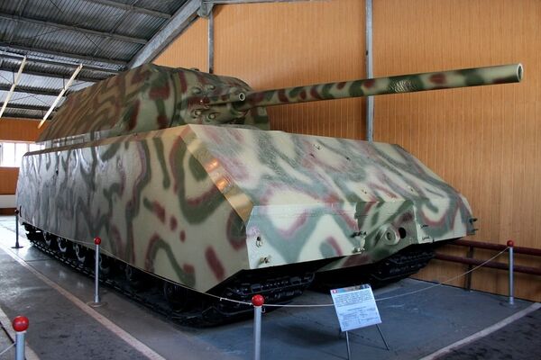Le char superlourd Maus exposé au musée de Koubinka Le char superlourd Maus exposé au musée de Koubinka - Sputnik Afrique