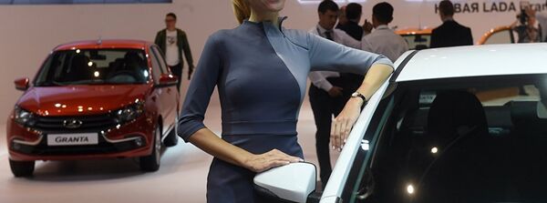 Модель на стенде АвтоВАЗа на Московском международном автомобильном салоне 2018. - Sputnik Afrique