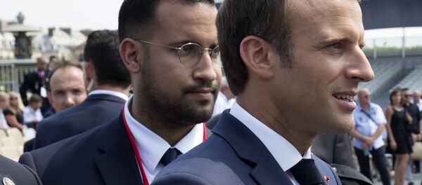 Emmanuel Macron et Alexandre Benalla - Sputnik Afrique