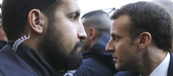 Alexandre Benalla et Emmanuel Macron - Sputnik Afrique