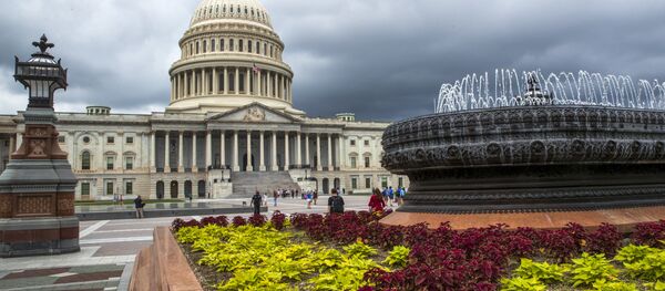 East Front of the U.S. Capitol in Washington is seen under stormy skies - Sputnik Afrique