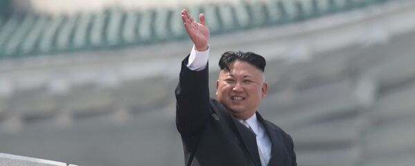 North Korean leader Kim Jong-un during a military parade marking the 105th birthday of Kim Il-Sung, the founder of North Korea, in Pyongyang - Sputnik Afrique