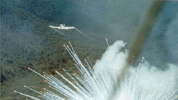 bombe au phosphore blanc 1966 - Sputnik Afrique