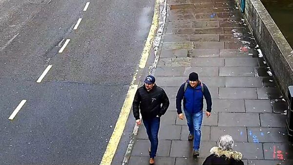 Alexander Petrov and Ruslan Boshirov, who were formally accused of attempting to murder former Russian spy Sergei Skripal and his daughter Yulia in Salisbury, are seen on CCTV on Fisherton Road in Salisbury on March 4, 2018 in an image handed out by the Metropolitan Police in London, Britain September 5, 2018 - Sputnik Afrique