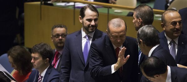 Turkish President Recep Tayyip Erdogan arrives for the 73rd session of the United Nations General Assembly, Tuesday, Sept. 25, 2018 at U.N. headquarters. - Sputnik Afrique