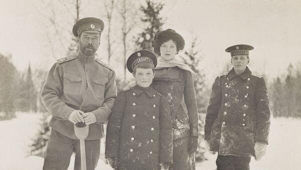 Des photos exclusives de la dernière famille impériale russe exposées à Londres - Sputnik Afrique