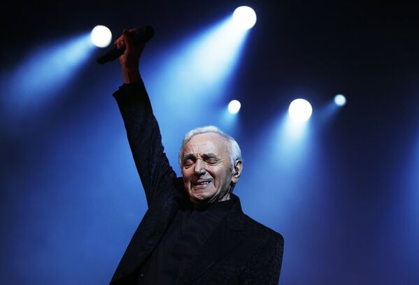 L’amour éternel de Charles Aznavour - Sputnik Afrique