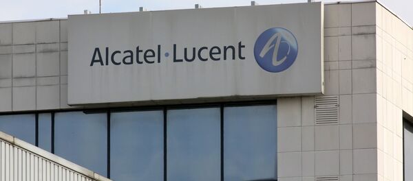 An exterior view of the Alcatel-Lucent unit in Colombes, north of Paris, Tuesday Oct. 8, 2013. - Sputnik Afrique