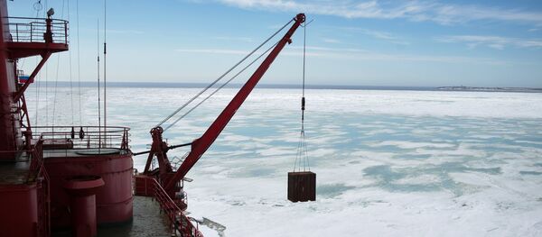 Атомный ледокол Ямал во время научно-исследовательских работ - Sputnik Afrique