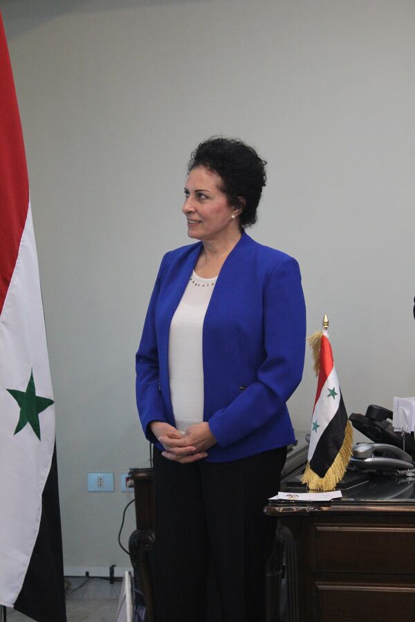 Salwa Al-Abdullah, ministre syrienne du Développement social et du Travail Salwa Al-Abdullah, ministre syrienne du Développement social et du Travail - Sputnik Afrique