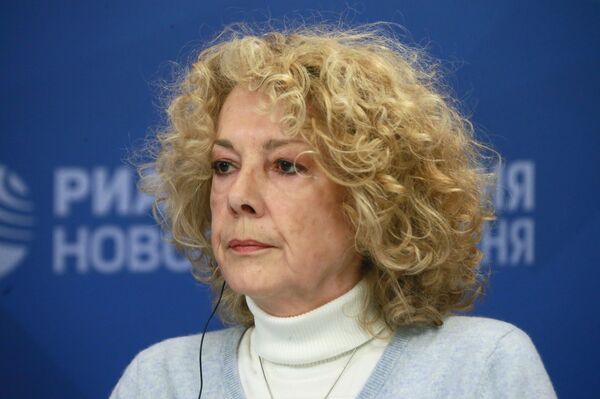 Marie Bellegou, petite-fille du soldat Fiodor Mamontov  - Sputnik Afrique