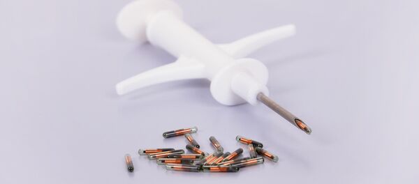 Шприц с микрочипом - Sputnik Afrique