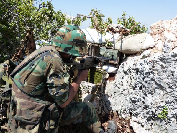 L’armée gouvernementale doit frapper les positions des radicaux - Sputnik Afrique