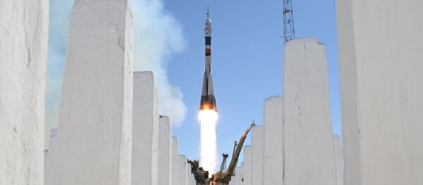 Un lanceur Soyouz-FG avec le vaisseau Soyouz MS-10 décolle depuis le cosmodrome de Baïkonour - Sputnik Afrique