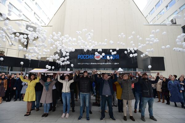 Manifestation en soutien au journaliste Kirill Vychinski à Moscou - Sputnik Afrique