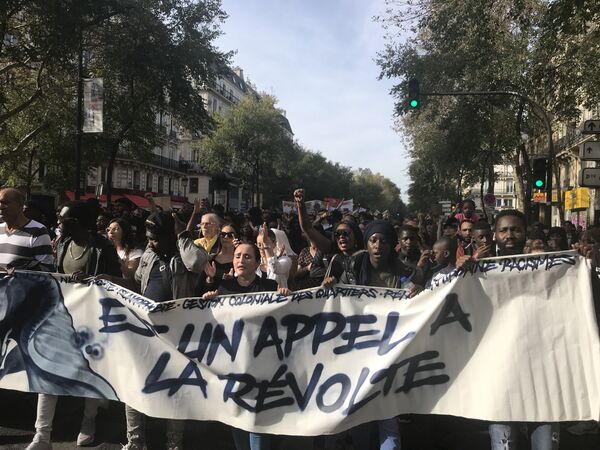 Manifestation Vérité pour Adama Manifestation Vérité pour Adama - Sputnik Afrique