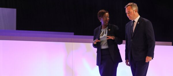 Jean-Baptiste Lemoyne et Louise Mushikiwabo - Sputnik Afrique