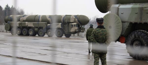 Missiles stratégiques russes Topol - Sputnik Afrique