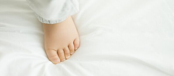 Un pied de bébé - Sputnik Afrique