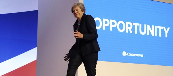 Theresa May  - Sputnik Afrique