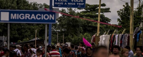 Des caravanes de Honduriens «à l’assaut» des États-Unis - Sputnik Afrique