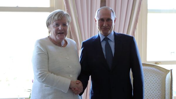 Angela Merkel et Vladimir Poutine à Istanbul - Sputnik Afrique