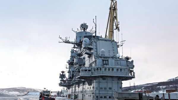 Le porte-avions russe Admiral Kouznetsov en restauration à Mourmansk - Sputnik Afrique