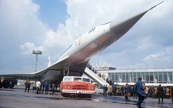 Tupolev Tu-144 - Sputnik Afrique