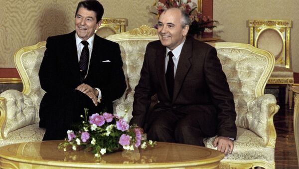 Ronald Reagan et Mikhaïl Gorbatchev - Sputnik Afrique