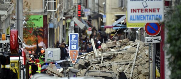 Fire Brigades and Police at Site of Building's Collapse in Marseille - Sputnik Afrique