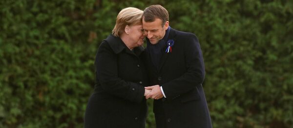 Angela Merkel, canciller de Alemania, y Emmanuel Macron, presidente de Francia Angela Merkel, canciller de Alemania, y Emmanuel Macron, presidente de Francia - Sputnik Afrique