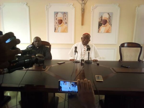 Cardinal Christian Tumi, Cameroun Cardinal Christian Tumi, Cameroun - Sputnik Afrique