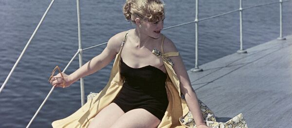 La mode en URSS: sur le podium et ailleurs - Sputnik Afrique