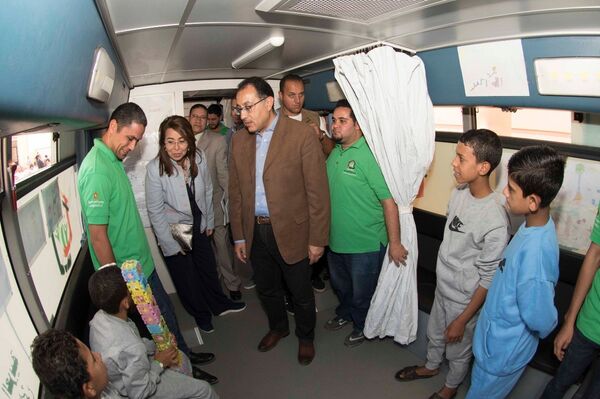 Patrouilles automobiles en Égypte: l’espoir de «petits clochards» - Sputnik Afrique