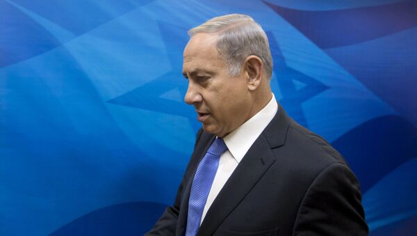 Israel's Prime Minister Benjamin Netanyahu arrives to the weekly cabinet meeting at his office in Jerusalem, September 20, 2015 - Sputnik Afrique