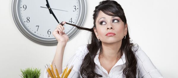 Une femme et le temps (Image d'illustration) - Sputnik Afrique