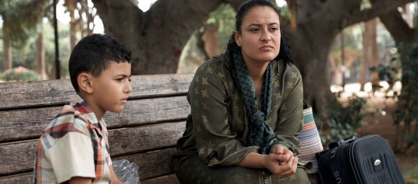 Femme marocaine divorcée avec un enfant - Sputnik Afrique