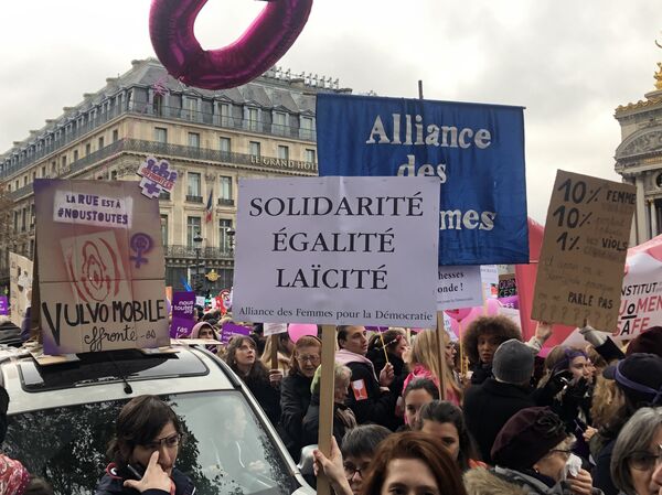 L’événement #JeMarcheLe24, place de l’Opéra à Paris, 24 novembre 2018 - Sputnik Afrique