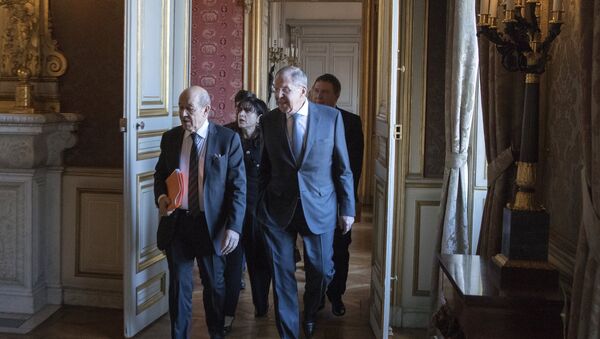 Jean-Yves Le Drian et Sergueï Lavrov à Paris - Sputnik Afrique