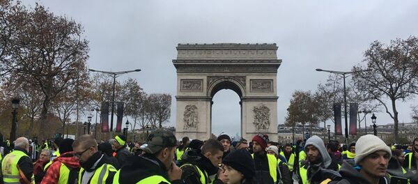 Gilets jaunes le 1 décembre à Paris - Sputnik Afrique