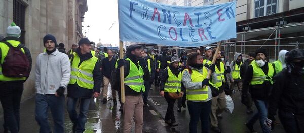Gilets jaunes le 1 décembre 2018 à Paris - Sputnik Afrique