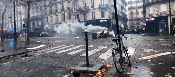 Gilets jaunes le 1 décembre 2018 à Paris - Sputnik Afrique