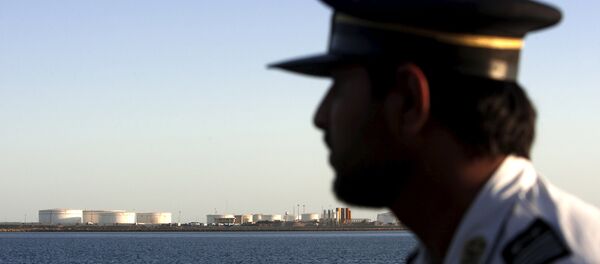 Un agent de sécurité à Chabahar Un agent de sécurité à Chabahar - Sputnik Afrique