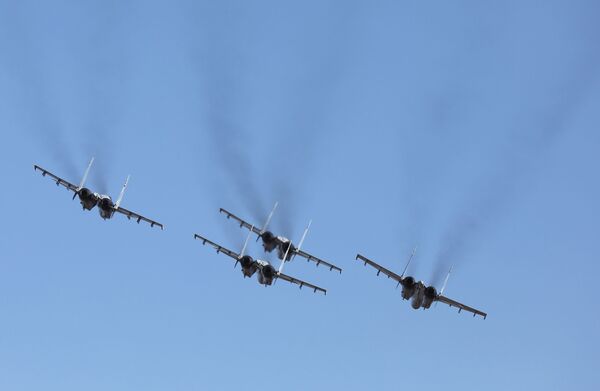 Faucons de Russie: vols de démonstration de chasseurs Su-35S près de Vladivostok - Sputnik Afrique