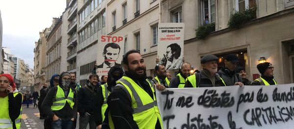 Manifestation des Gilets jaunes le 8 décembre 2018 - Sputnik Afrique
