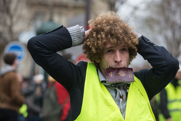 Manifestations des Gilets jaunes à Paris - Sputnik Afrique