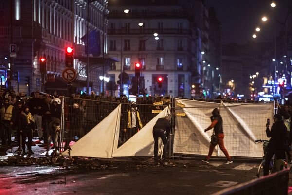 Manifestations des Gilets jaunes à Paris - Sputnik Afrique