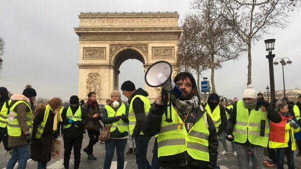 L'acte 5 des Gilets jaunes sous haute surveillance à Paris, 15 décembre 2018 - Sputnik Afrique